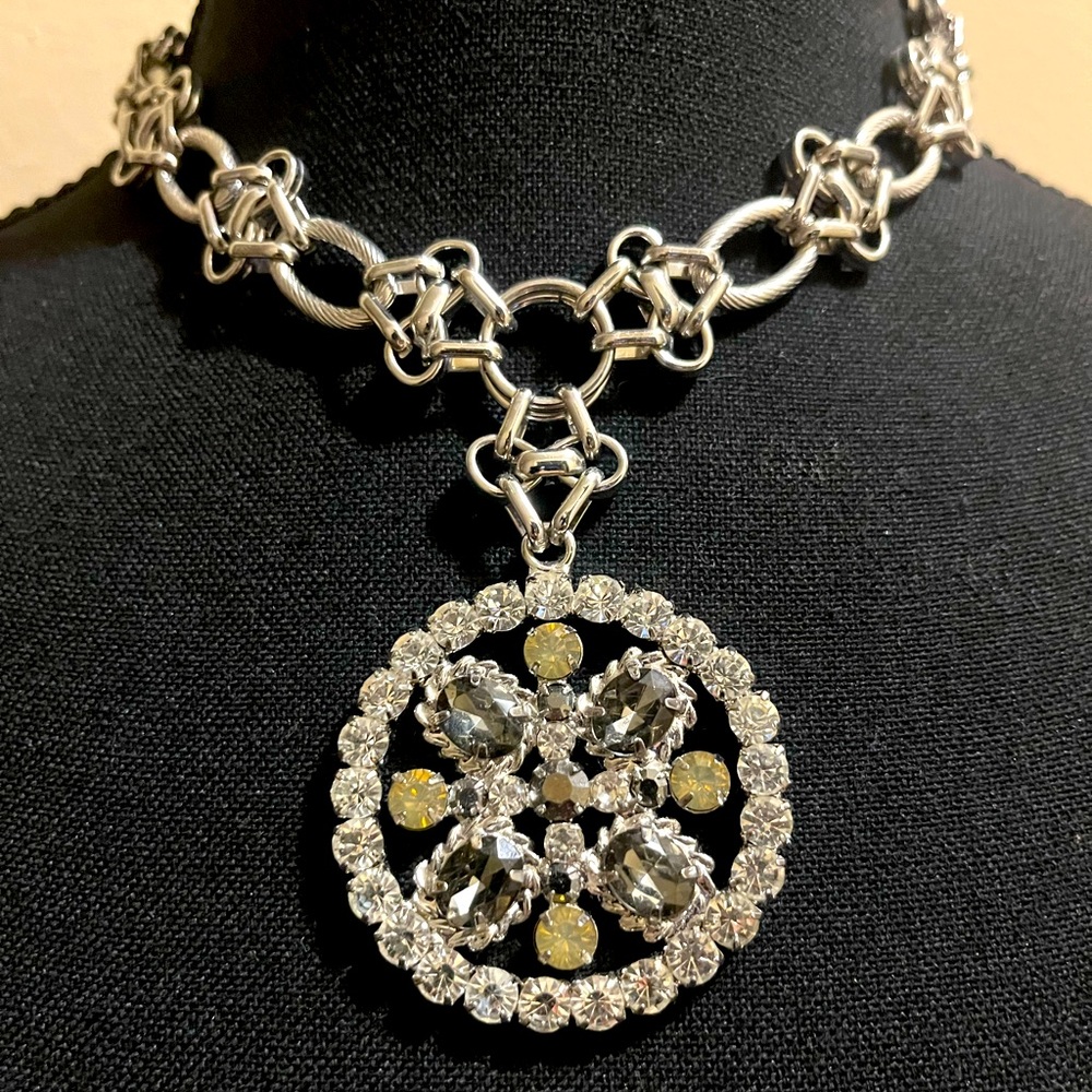 Express Silver Statement Necklace with Light Yellow & Dark Grey Gemstones